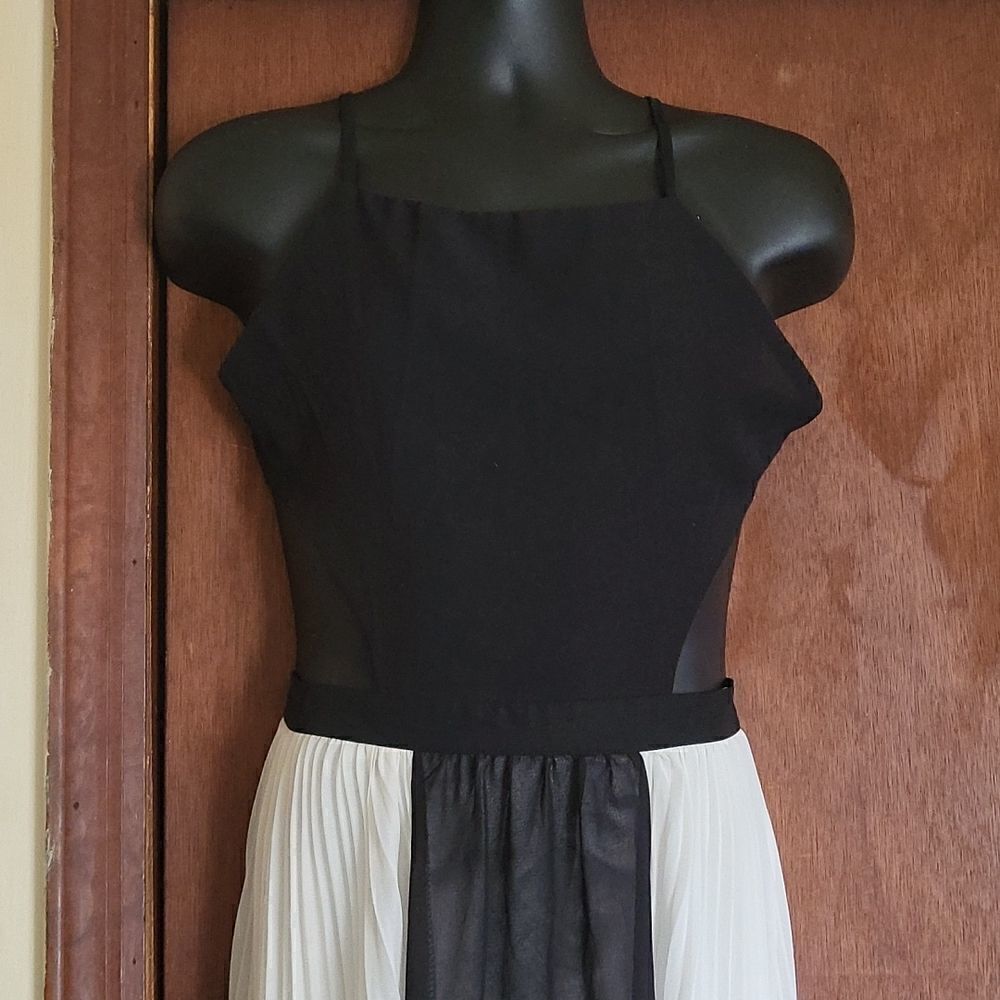 Cut out dress 